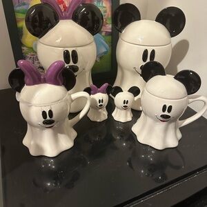 6 Piece collection of Disney’s Mickey and Minnie Ghost Mug and Canister Set